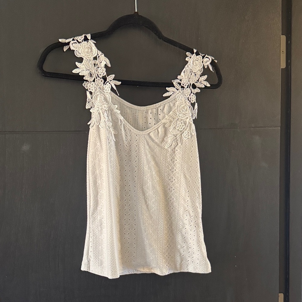 Floral Lace Strap Eyelet Camisole - White